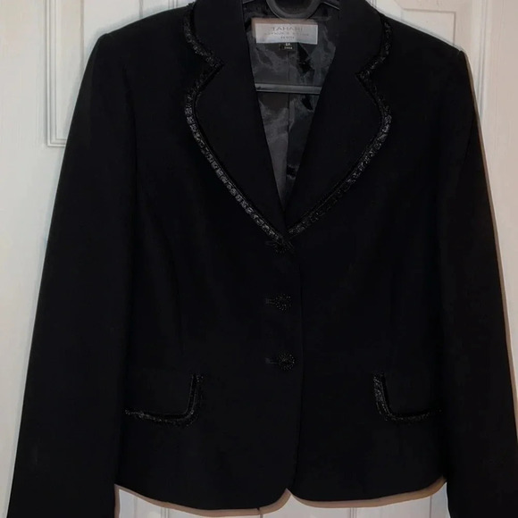 Tahari Satin bow trim triple breasted Crepe blazer Sz 6 petite - Picture 6 of 16